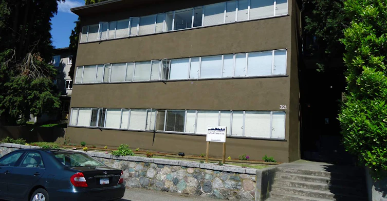 14-321 Agnes Street, New Westminster, BC, V3L 1E7