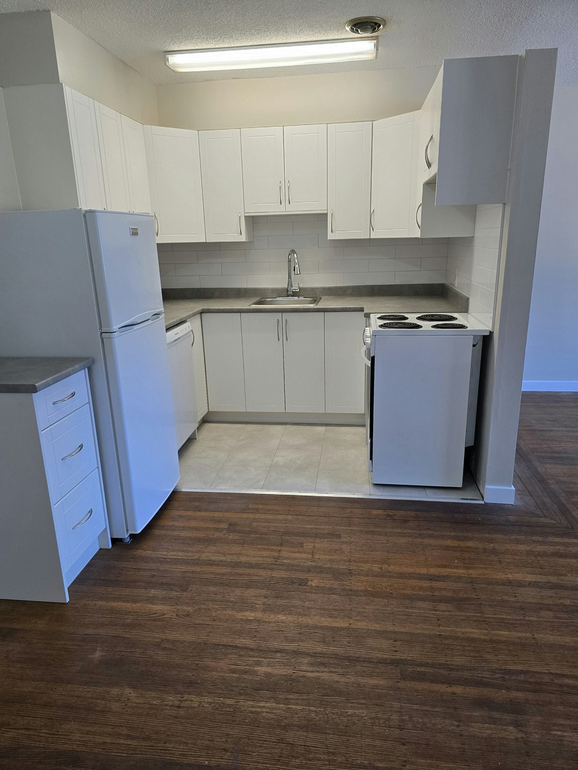 15-321 Agnes Street, New Westminster, BC, V3L 1E7 - 2