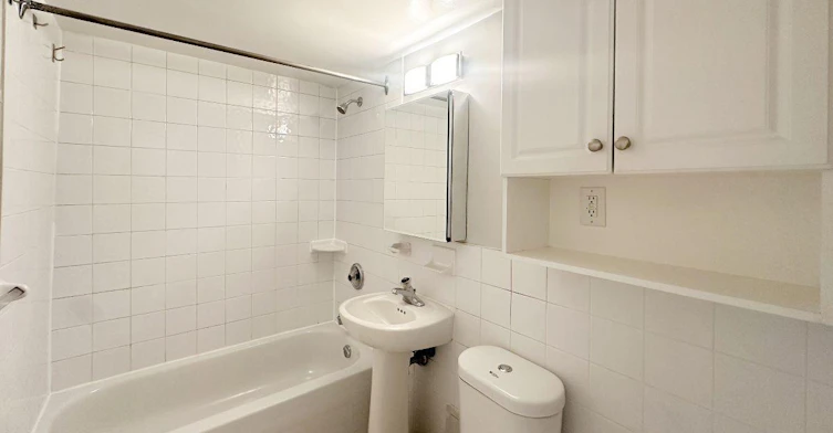 1107-199 Roehampton Avenue, Toronto, ON, M4P 1R5 - 6