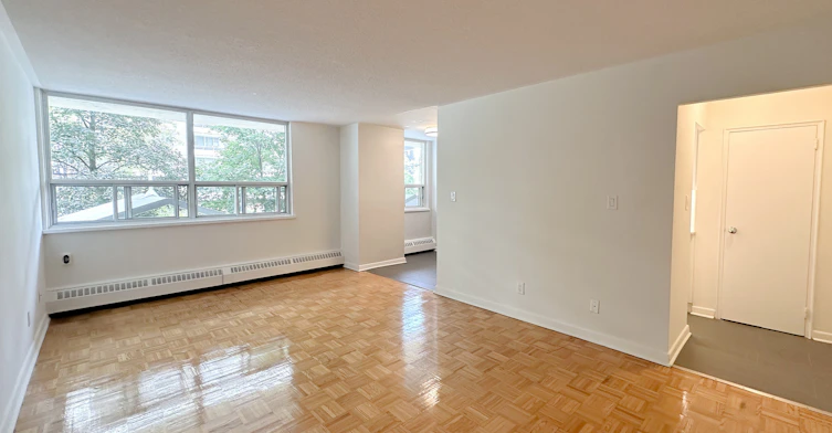 206-199 Roehampton Avenue, Toronto, ON, M4P 1R5 - 2