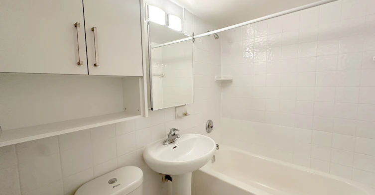 206-199 Roehampton Avenue, Toronto, ON, M4P 1R5 - 5