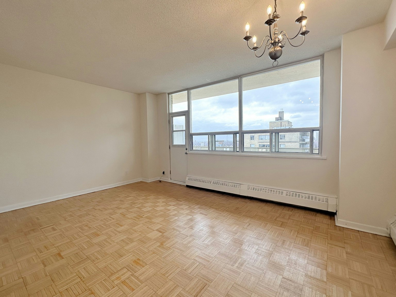 304-199 Roehampton Avenue, Toronto, ON, M4P 1R5 - 12