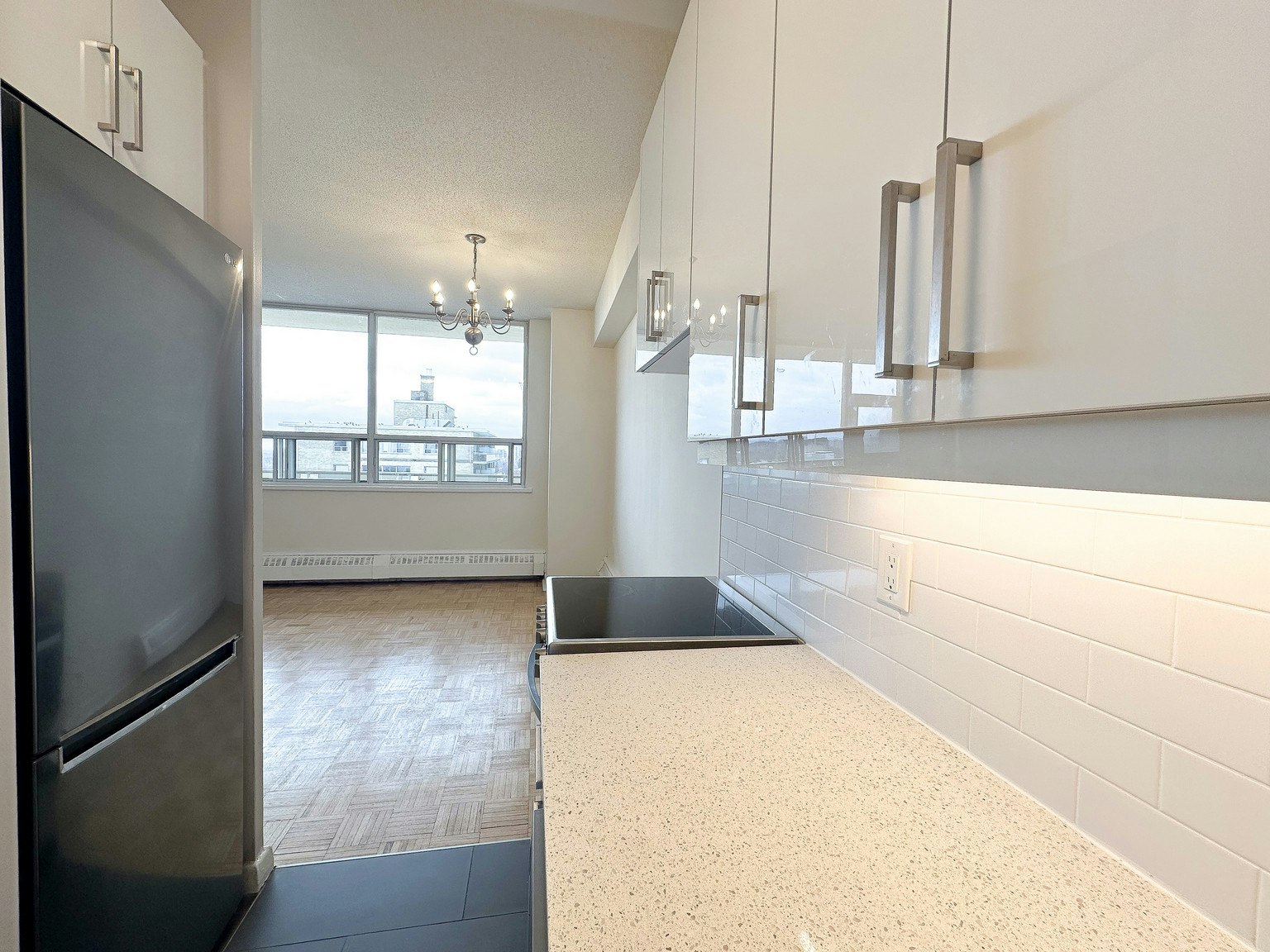 304-199 Roehampton Avenue, Toronto, ON, M4P 1R5 - 15