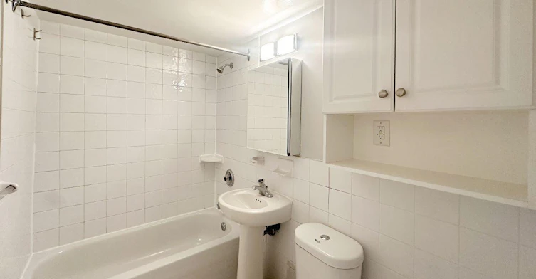 304-199 Roehampton Avenue, Toronto, ON, M4P 1R5 - 22