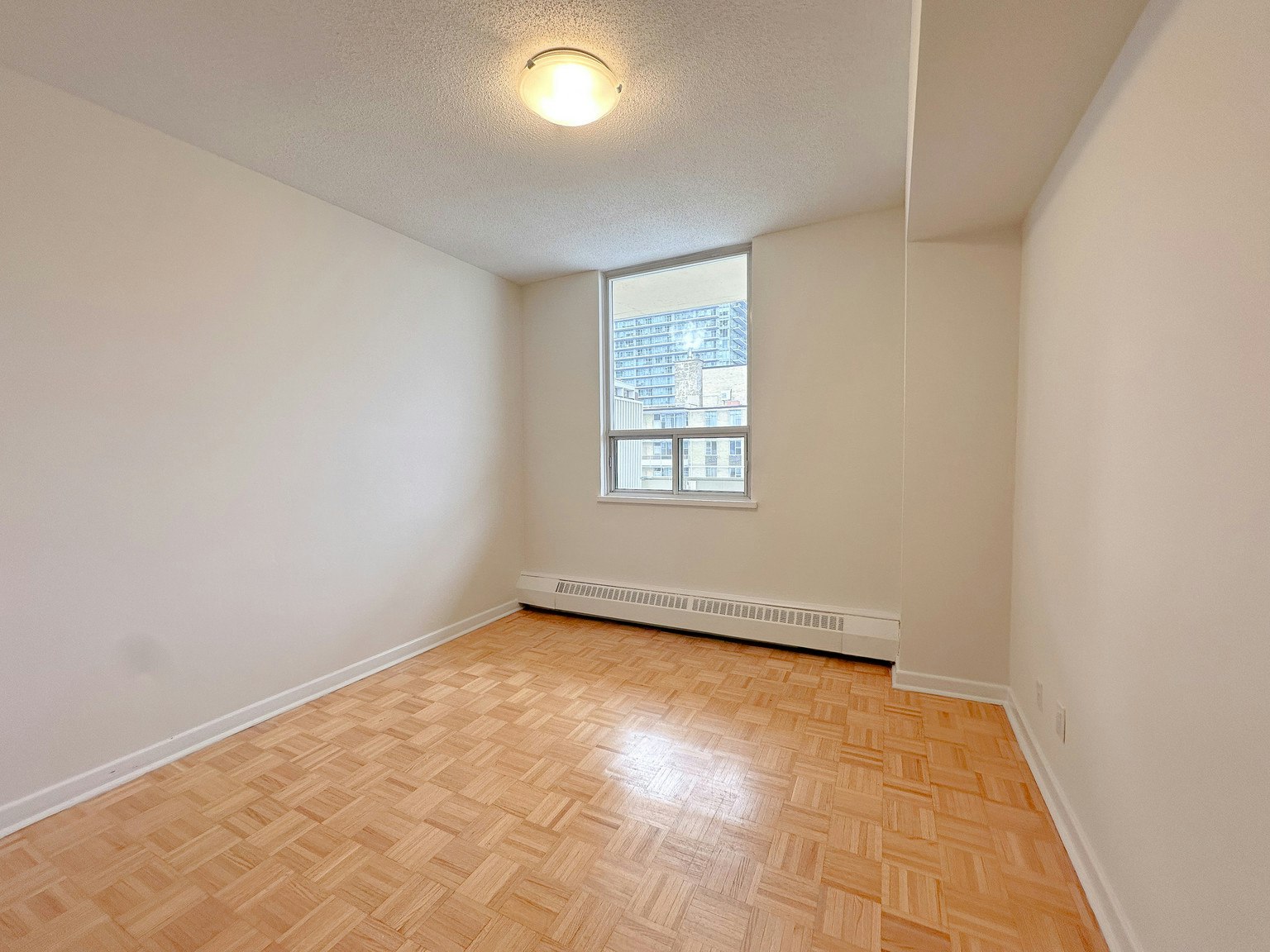 304-199 Roehampton Avenue, Toronto, ON, M4P 1R5 - 19