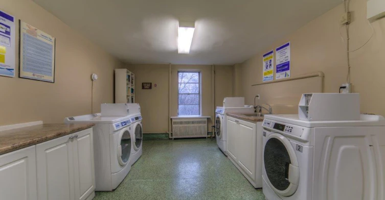 302-2645 Bloor Street West, Toronto, ON, M8X 1A3 - 2