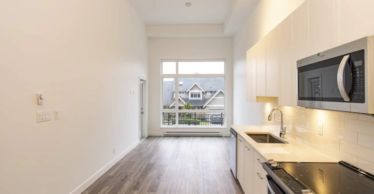 108-951 Charland Avenue, Coquitlam, BC, V3K 3K7 - 2