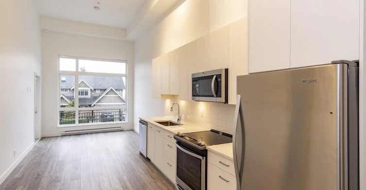108-951 Charland Avenue, Coquitlam, BC, V3K 3K7 - 4