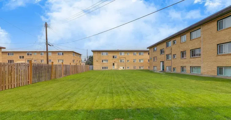 12-10940 105 Street NW, Edmonton, AB, T5H 2X4 - 39