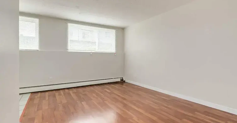 12-10940 105 Street NW, Edmonton, AB, T5H 2X4 - 25