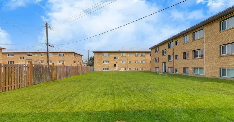 7-10940 105 Street NW, Edmonton, AB, T5H 2X4 - 39