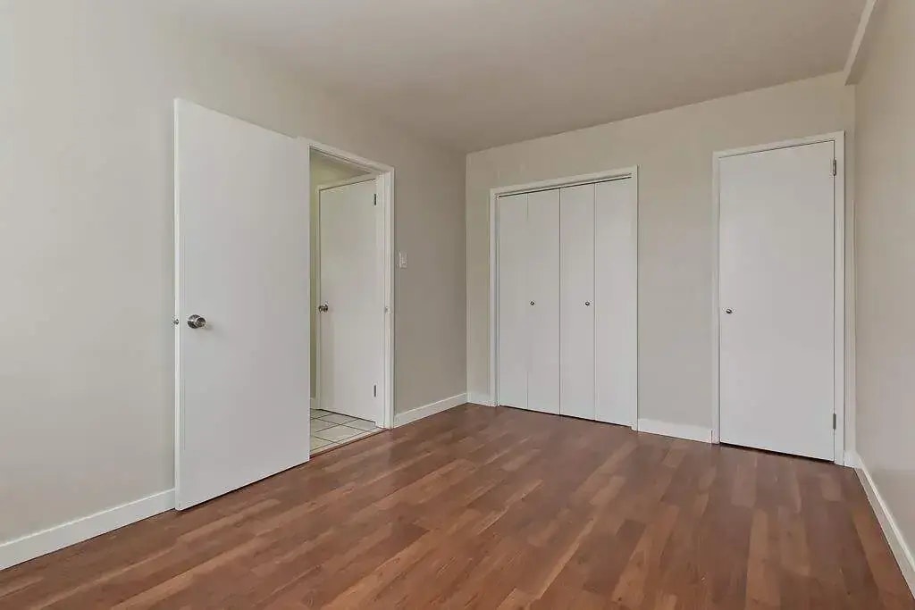 9-10940 105 Street NW, Edmonton, AB, T5H 2X4 - 31