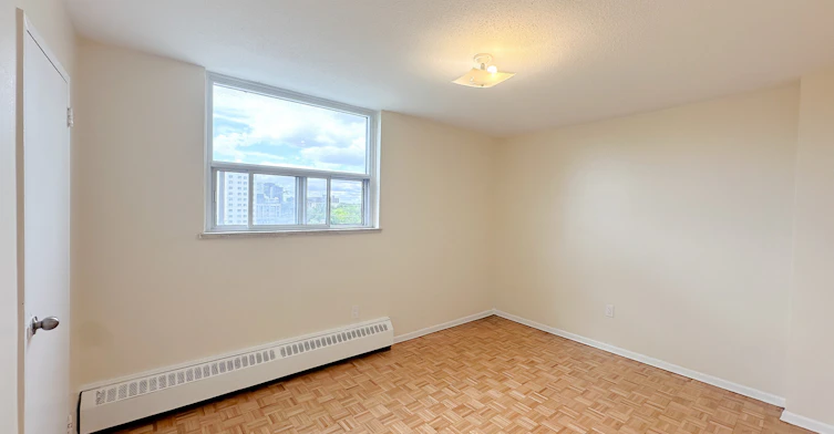103-25 Paisley Boulevard West, Mississauga, ON, L5B 1E3 - 8