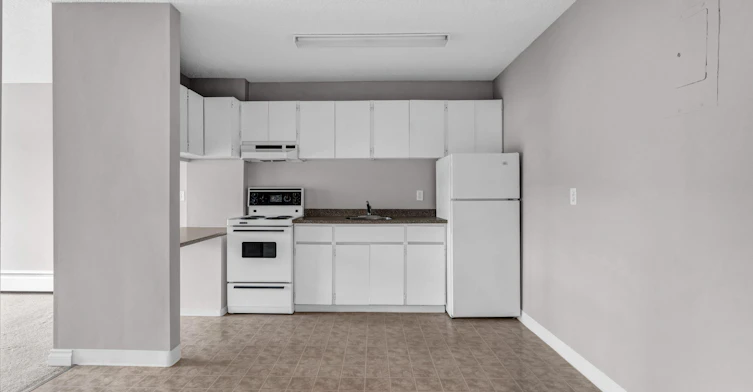 B-201-12747 102 Avenue, Surrey, BC, V3V 3E6 - 13