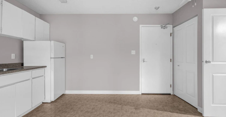 B-218-12747 102 Avenue, Surrey, BC, V3V 3E6 - 14
