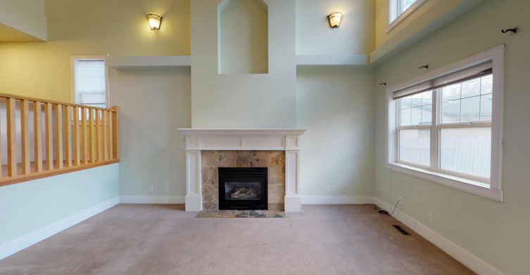 215 10 Avenue NE, Calgary, AB, T2E 0X1 - 2