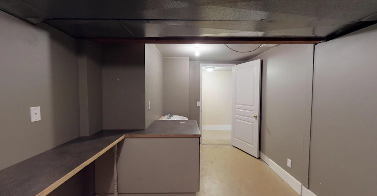 215 10 Avenue NE, Calgary, AB, T2E 0X1 - 25