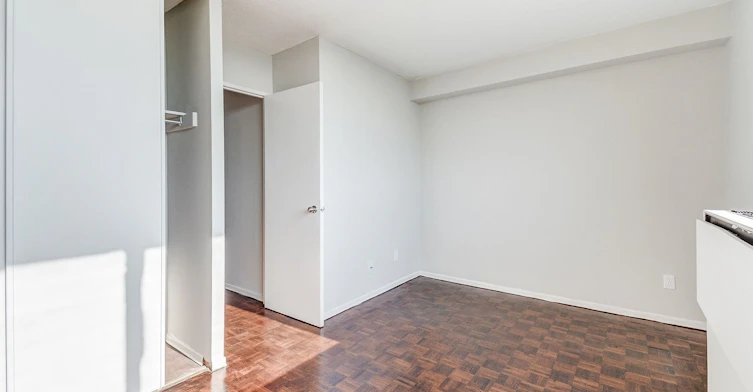 2360 Dundas Street West, Toronto, ON, M6P 4B1 - 18