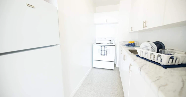 2360 Dundas Street West, Toronto, ON, M6P 4B1 - 3
