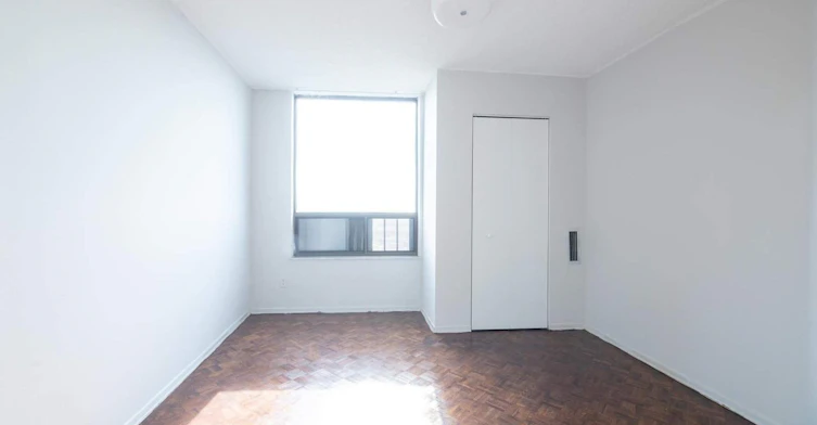 2360 Dundas Street West, Toronto, ON, M6P 4B1 - 4