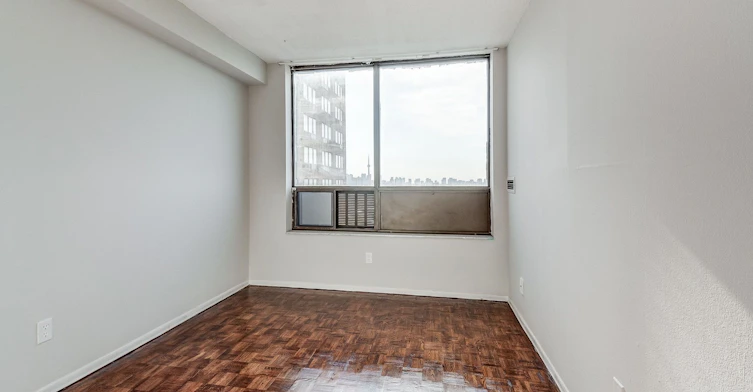 2360 Dundas Street West, Toronto, ON, M6P 4B1 - 5