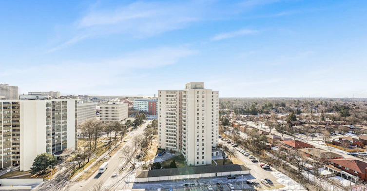 150 Paisley Boulevard W, Mississauga, ON, L5B 1E8 - 13