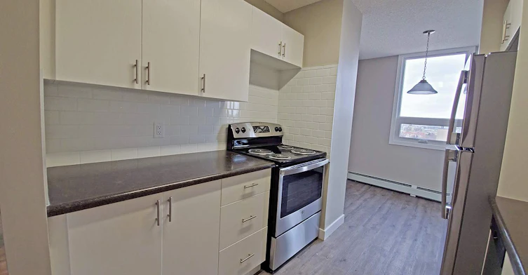 502-10035 114 Street NW, Edmonton, AB, T5K 1R6 - 6