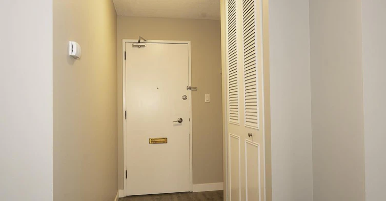 1201-10035 114 Street NW, Edmonton, AB, T5K 1R6 - 6