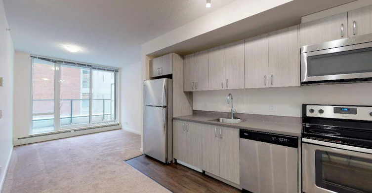 450 8 Avenue SE, Calgary, AB, T2G 1T2 - 3