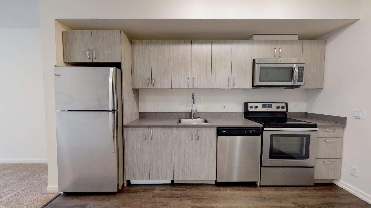 450 8 Avenue SE, Calgary, AB, T2G 1T2 - 2