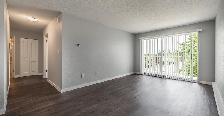 7840-306-7840 Lochside Drive, Central Saanich, BC, V8M 2E3 - 4