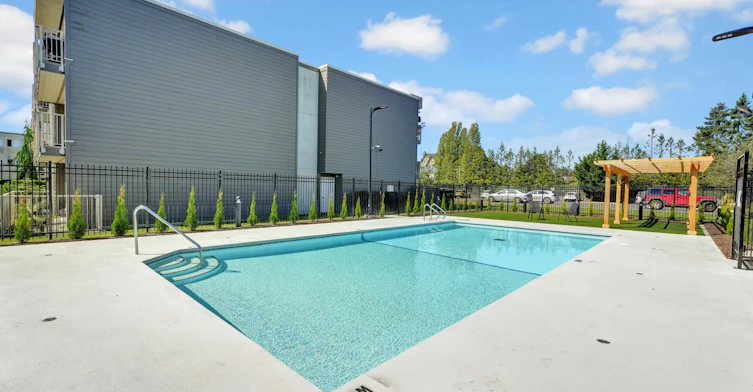 2530-218-7840 Lochside Drive, Central Saanich, BC, V8M 2E3 - 15