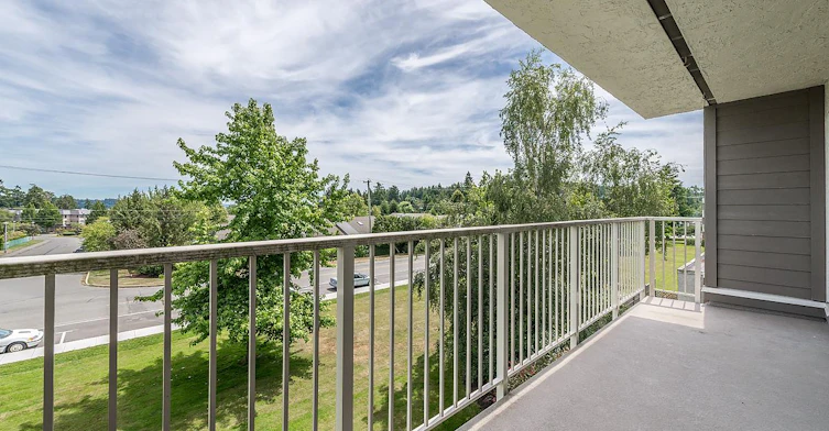 7840-208-7840 Lochside Drive, Central Saanich, BC, V8M 2E3 - 5
