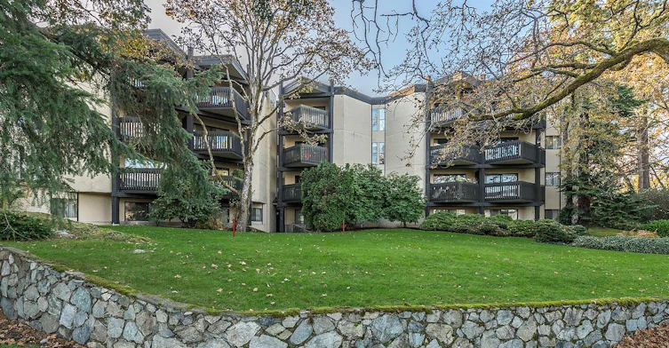 0216-984 Mckenzie Avenue, Saanich, BC, V8X 4E7 - 9