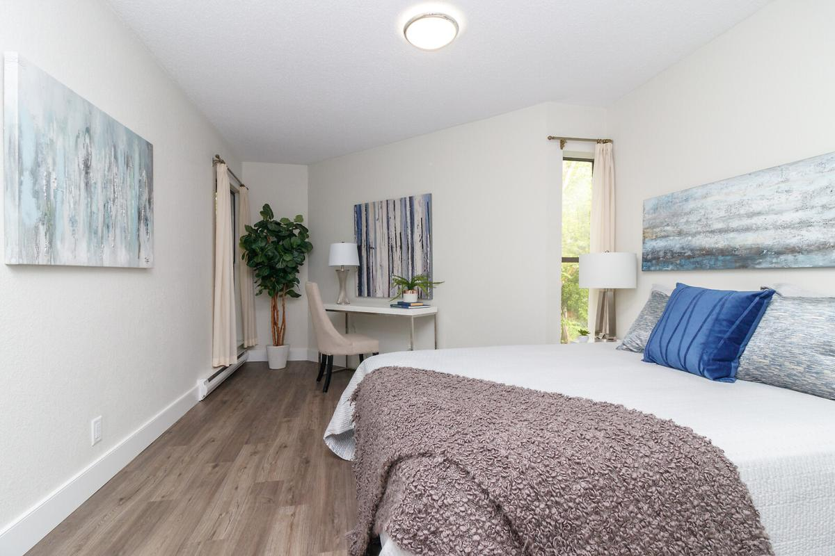 0220-984 Mckenzie Avenue, Saanich, BC, V8X 4E7 - 20