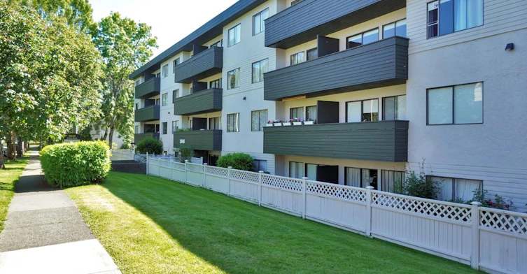 404-2648 Graham Street, Victoria, BC, V8T 3Y9 - 13