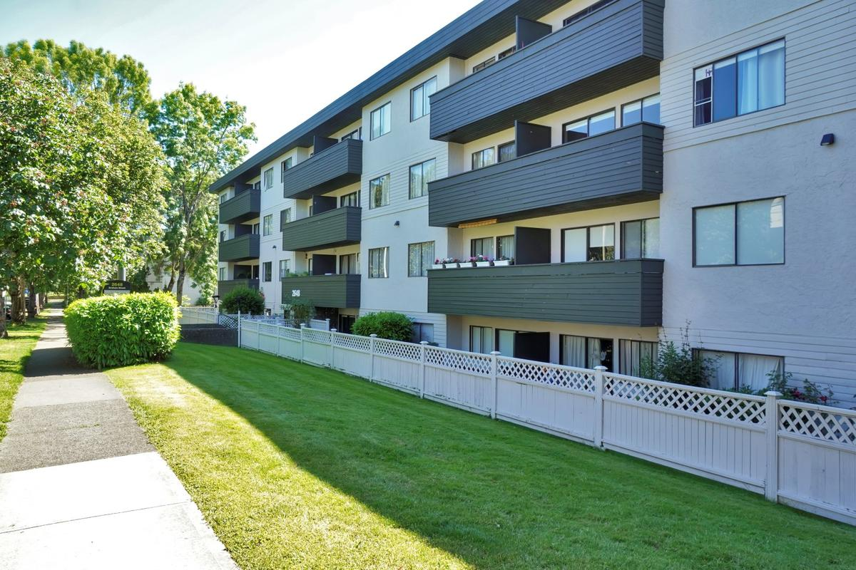 404-2648 Graham Street, Victoria, BC, V8T 3Y9 - 13