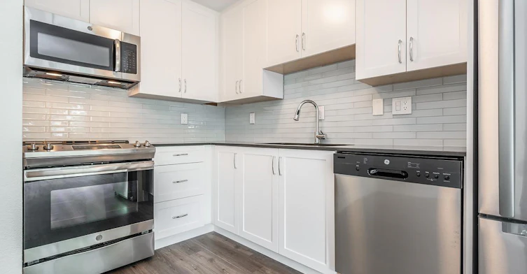 404-2648 Graham Street, Victoria, BC, V8T 3Y9
