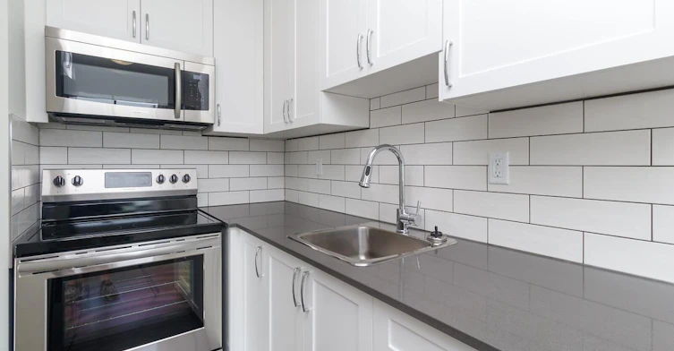 0307-1928 Lee Avenue, Victoria, BC, V8R 4W8 - 18