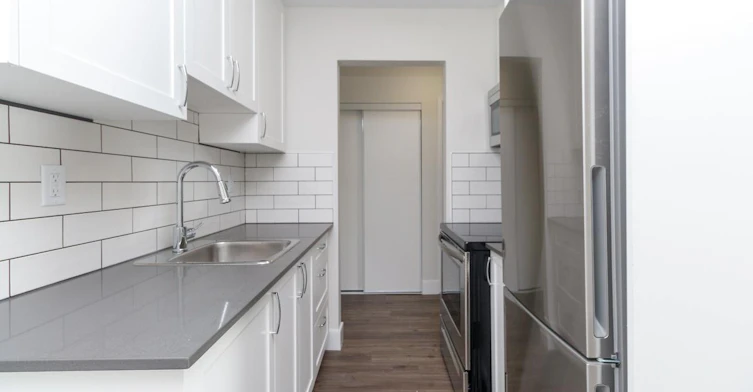 0307-1928 Lee Avenue, Victoria, BC, V8R 4W8