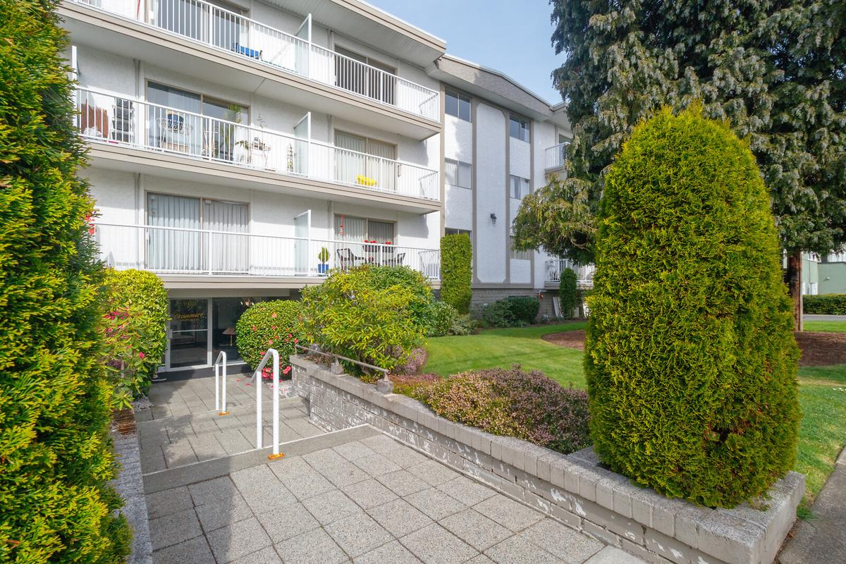 0409-1928 Lee Avenue, Victoria, BC, V8R 4W8 - 13