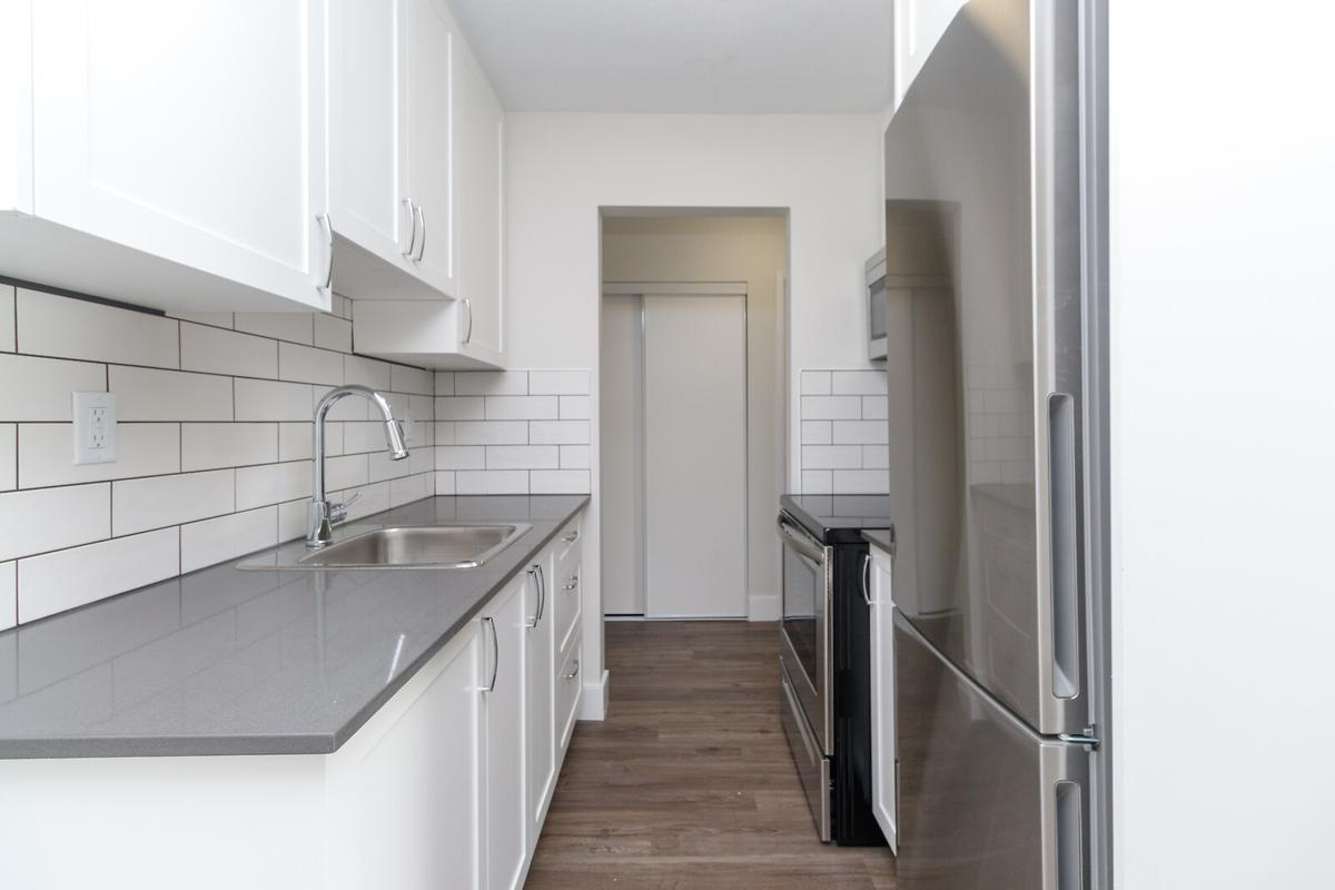 0409-1928 Lee Avenue, Victoria, BC, V8R 4W8