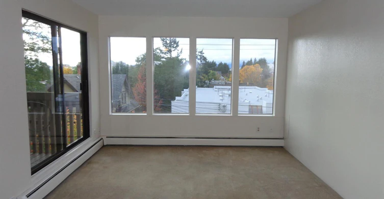 215-1345 Pandora Avenue, Victoria, BC, V8R 6N9 - 11