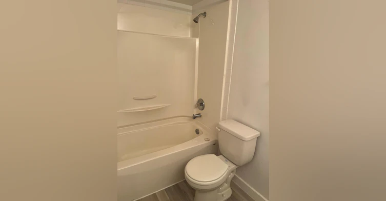 215-1345 Pandora Avenue, Victoria, BC, V8R 6N9 - 14