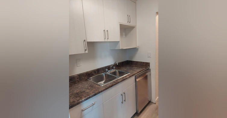 201-2541 Dingwall Street, Duncan, BC, V9L 2Y8 - 7