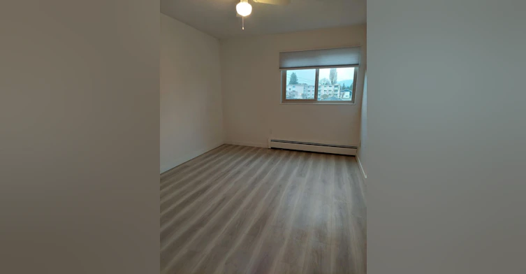 302-2541 Dingwall Street, Duncan, BC, V9L 2Y8 - 2
