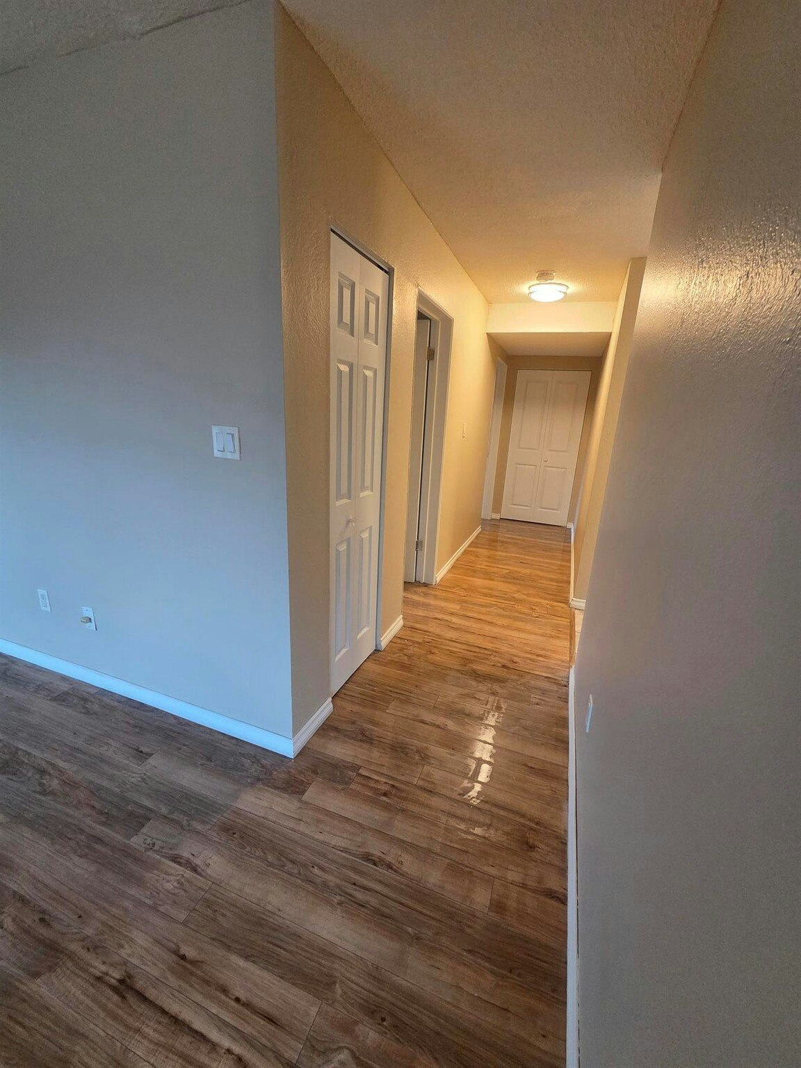 102-2541 Dingwall Street, Duncan, BC, V9L 2Y8 - 4