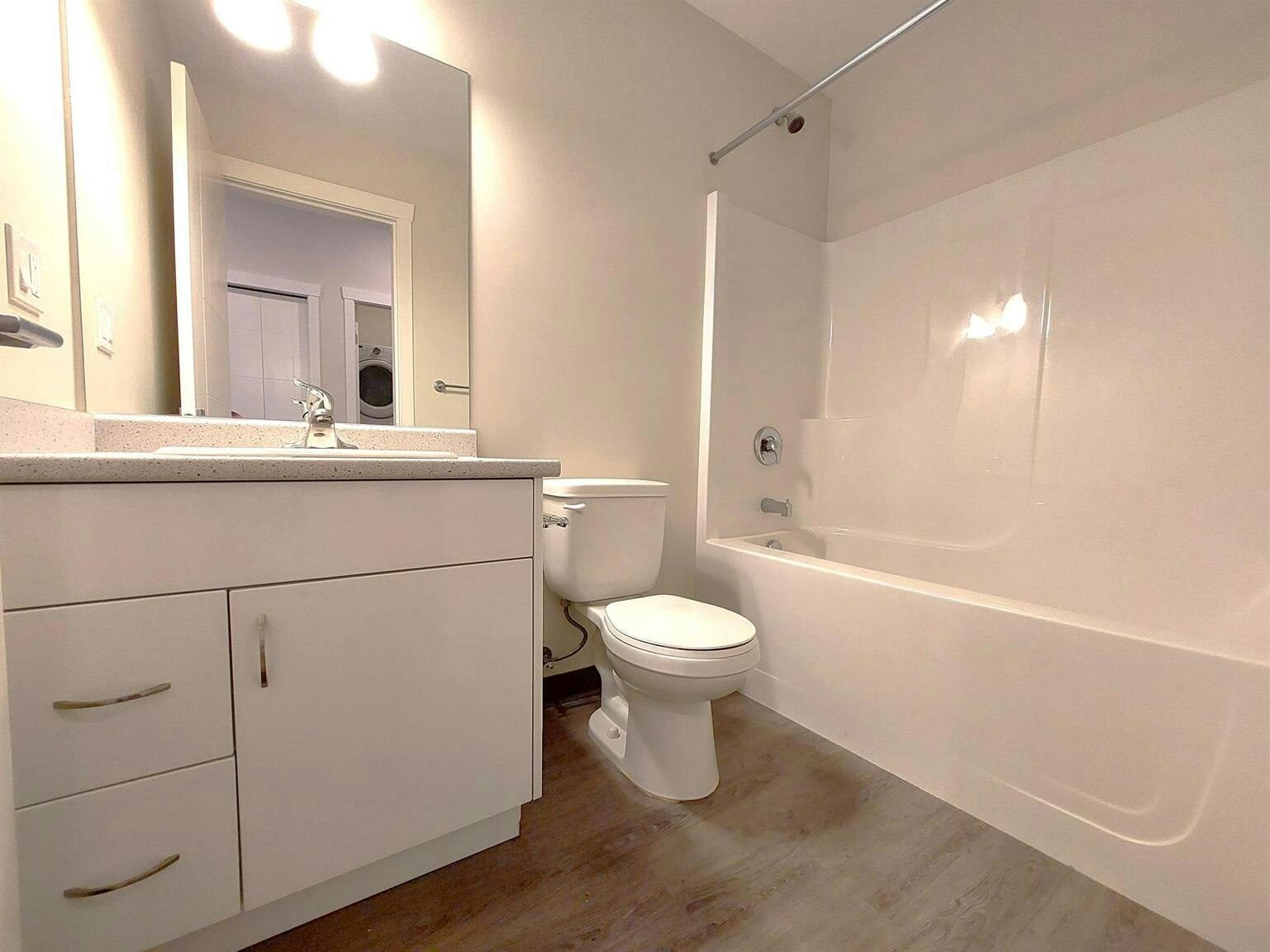 212-1950 Watkiss Way, View Royal, BC, V9B 0V6 - 3