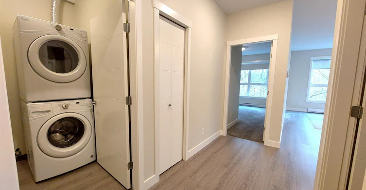 212-1950 Watkiss Way, View Royal, BC, V9B 0V6 - 2