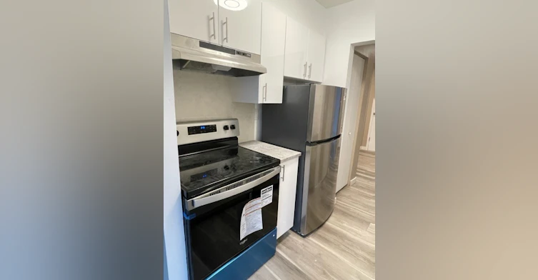 311-221 Seventh Street, New Westminster, BC, V3M 3K2 - 2